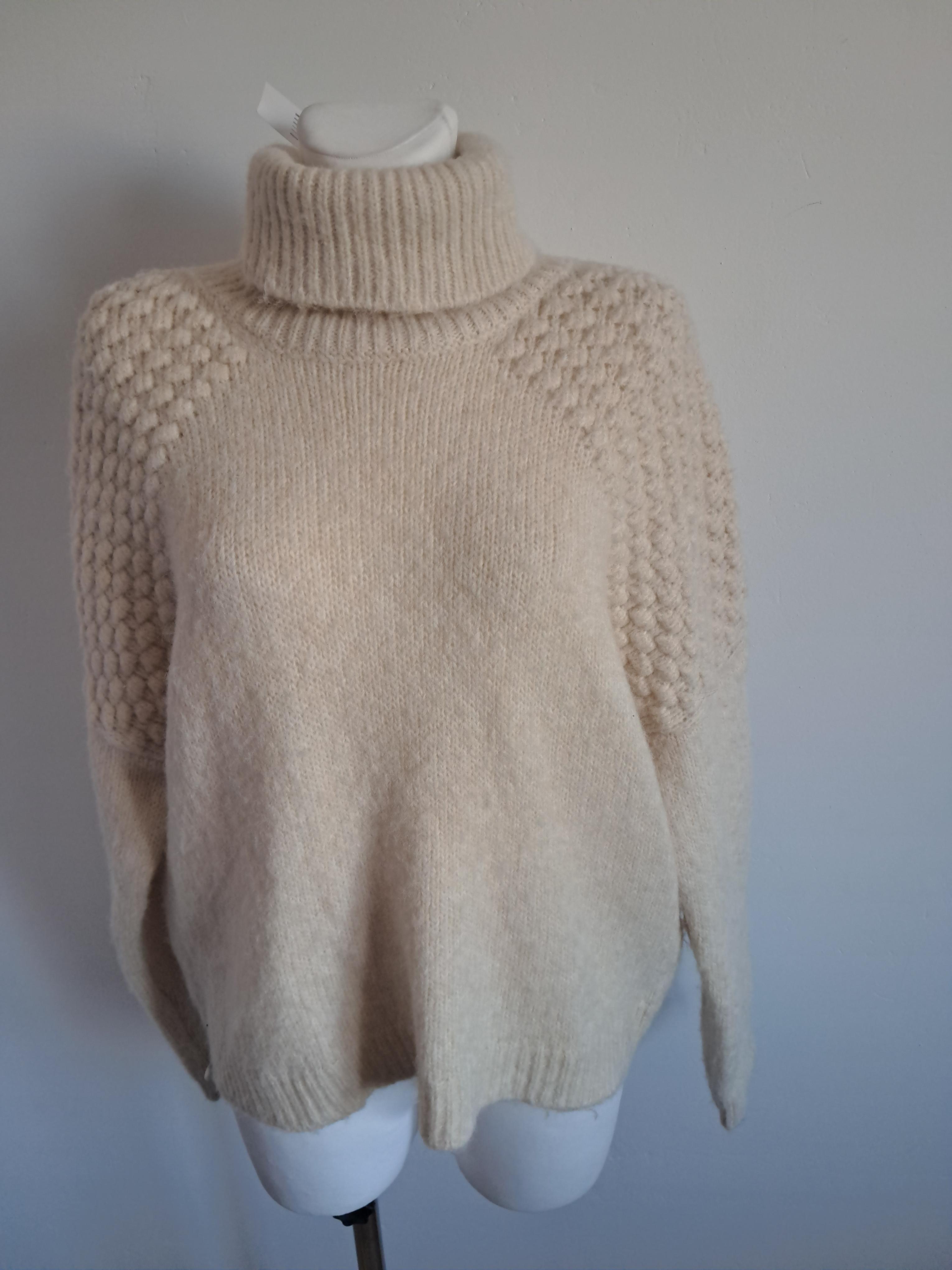 Beżowy sweter Mohito XL